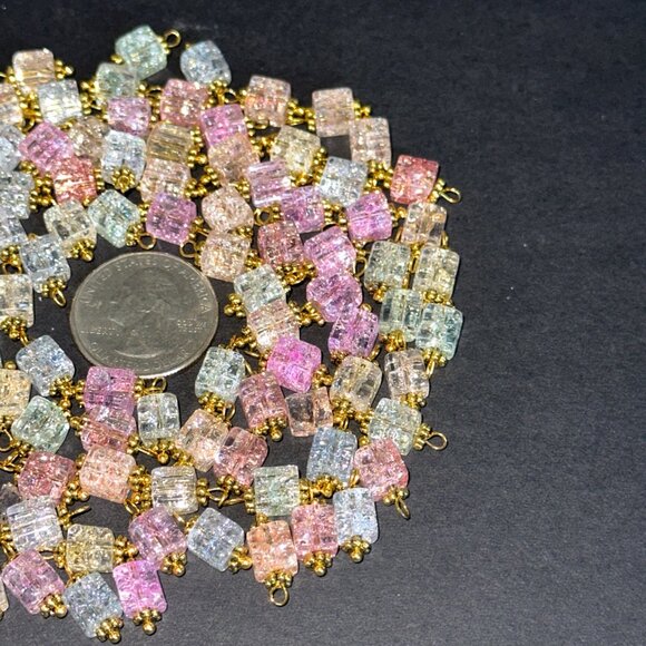 NEW ✨100 pcs Random Color Cube Explosion Glass Pendants – Crackle Charms with Go - Picture 3 of 3